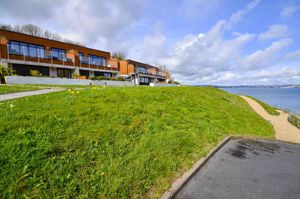 Photo 16- click for photo gallery